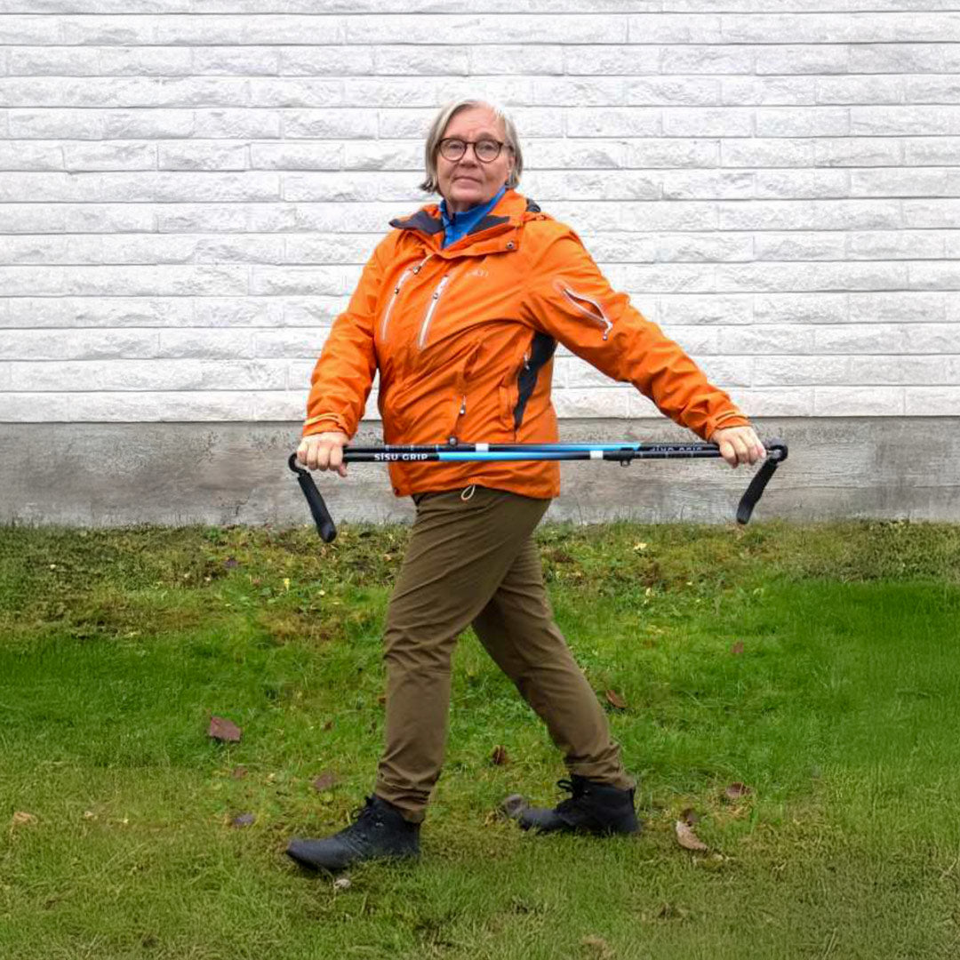 Sirpa Arvonen Sisu Grip sauvojen kanssa