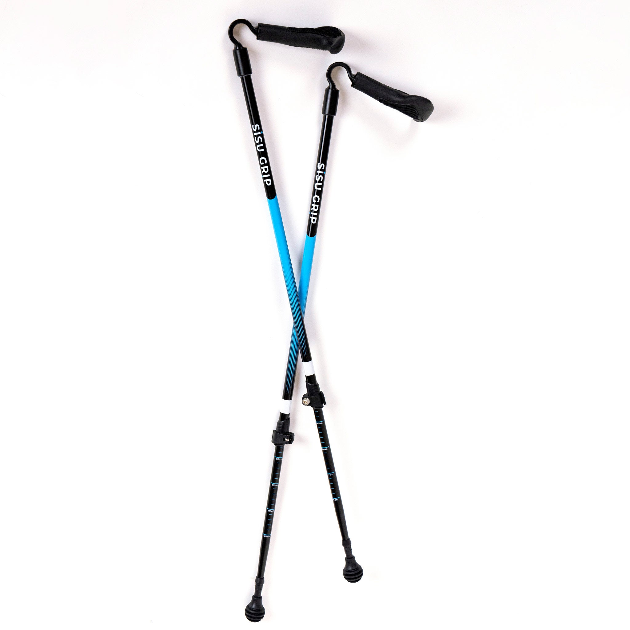 Sisu Grip sauvat valkoisella taustalla